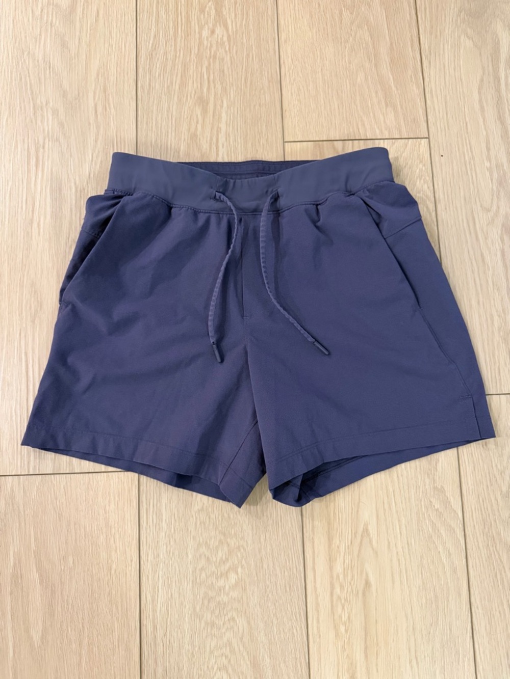 lululemon athletica Women's Drawstring Athletic Shorts - Deep Blue